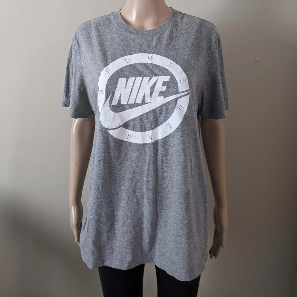 Nike grey tshirt, men's medium